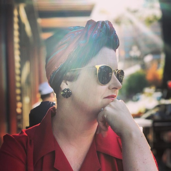 Meet your Posher, Amy - Picture 3 of 7